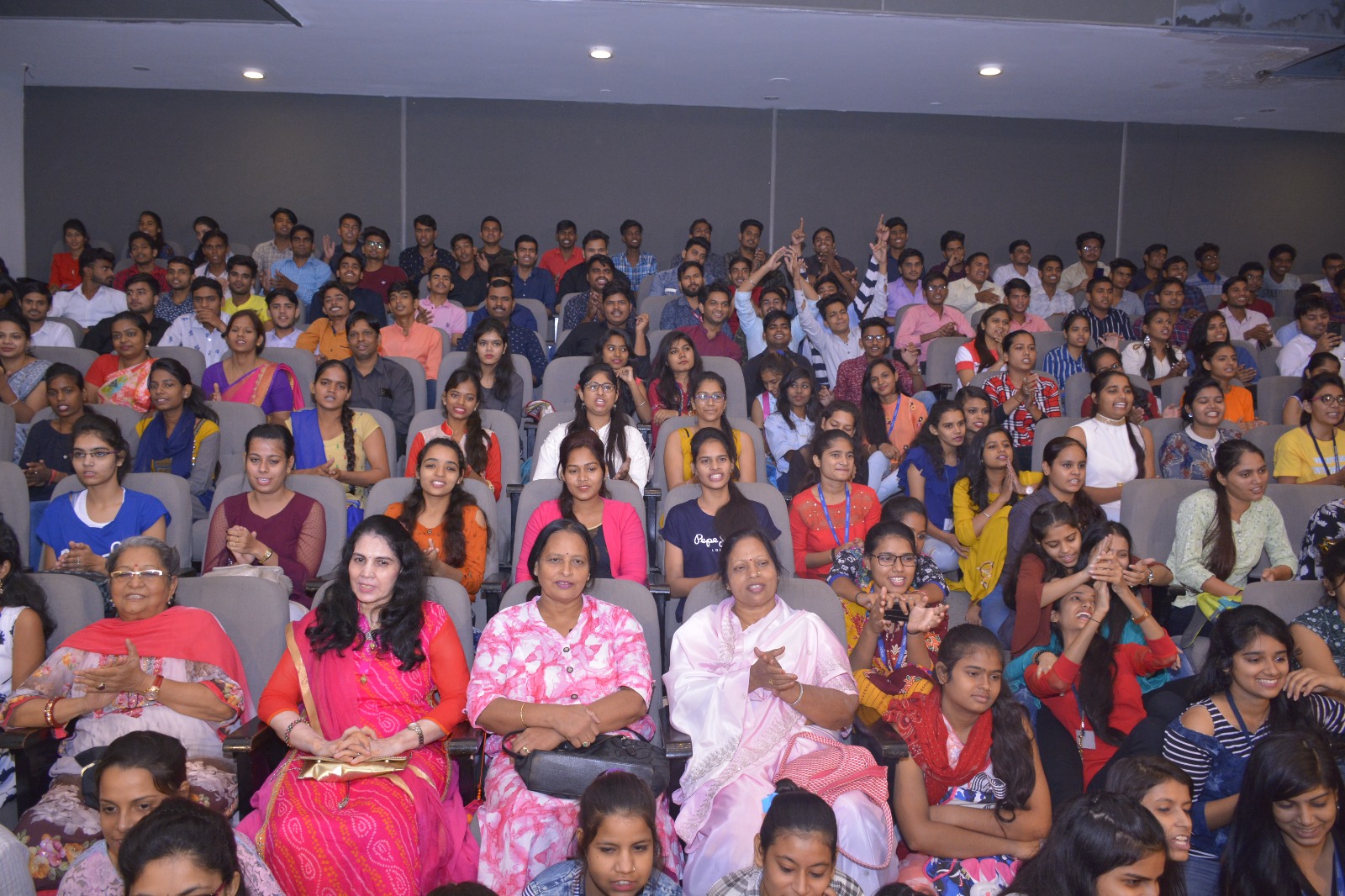 WhatsApp Image 2025-01-13 at 4.40.11 PM (1)